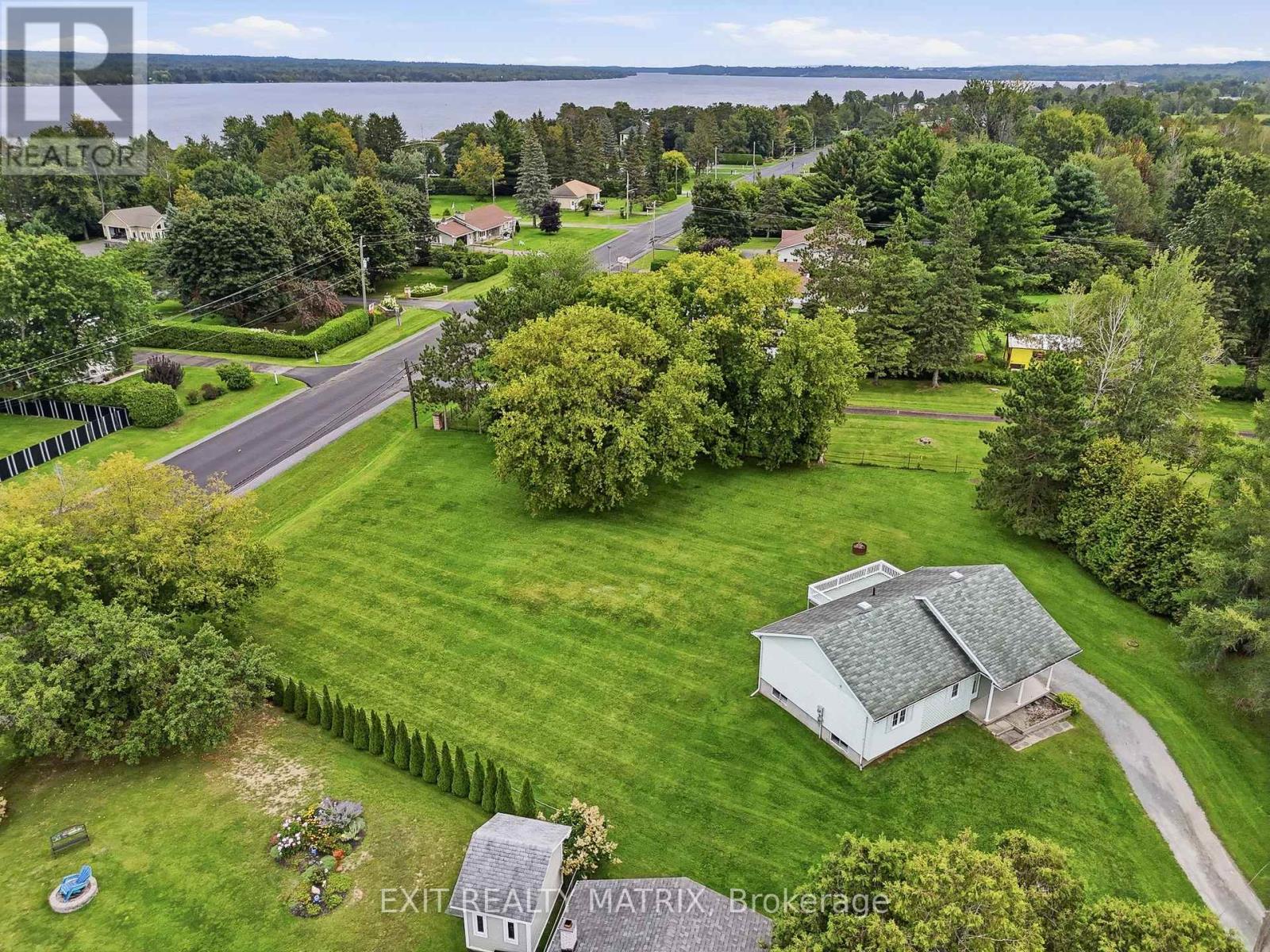 33 Frost Avenue, Hawkesbury, Ontario  K6A 2T4 - Photo 32 - X13742058