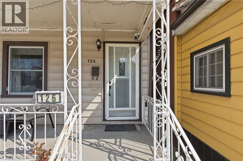 126 Niagara Street, Hamilton, Ontario  L8L 6A7 - Photo 4 - 40860406