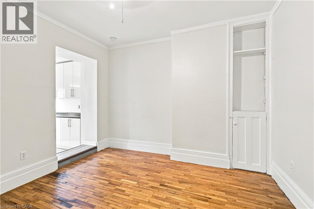 256 Bay Street N, Hamilton, Ontario  L8L 1M3 - Photo 8 - 40860396