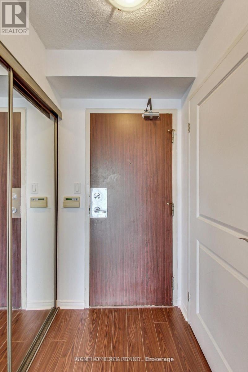 1709 - 5765 Yonge Street, Toronto, Ontario M2M 4H9 - Photo 6 - C13741868