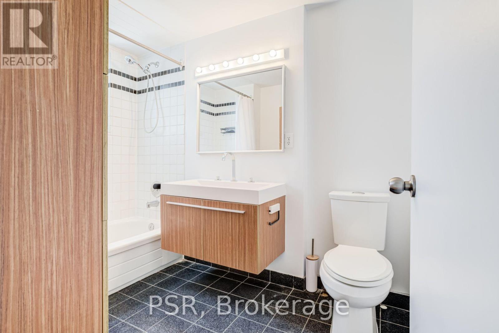 17 - 1599 Bathurst Street, Toronto, Ontario  M5P 3J1 - Photo 21 - C13742028