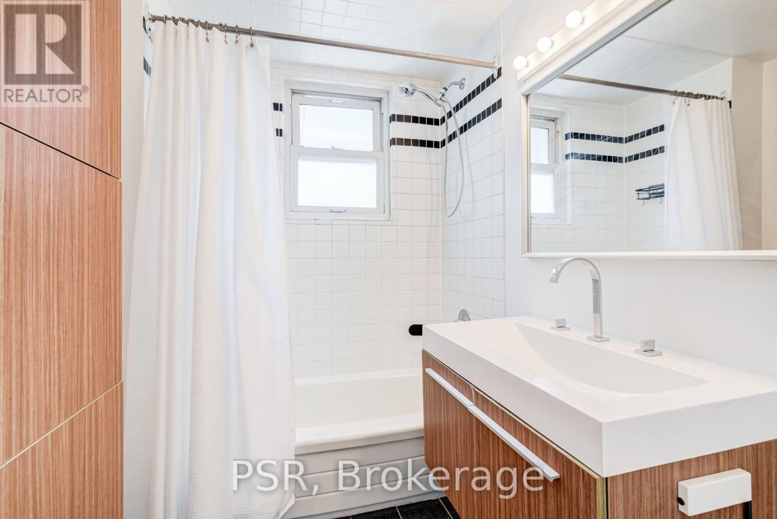 17 - 1599 Bathurst Street, Toronto, Ontario  M5P 3J1 - Photo 22 - C13742028