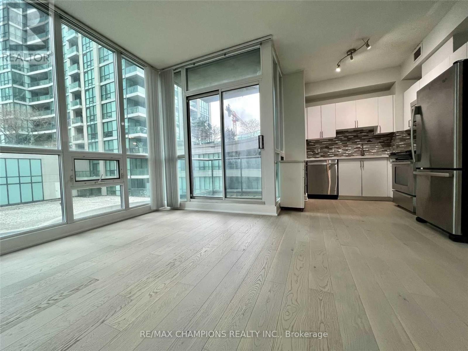 402 - 12 Yonge Street E, Toronto, Ontario  M5E 1Z9 - Photo 12 - C13742050