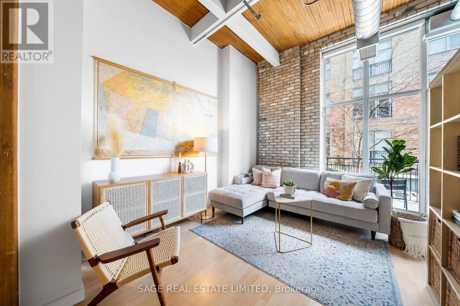 224 - 955 Queen Street W, Toronto, Ontario  M6J 3X5 - Photo 1 - C13742052