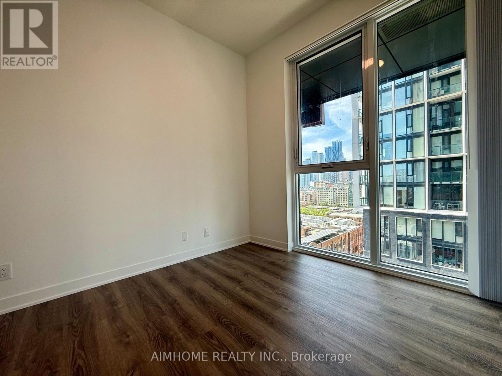 1209 - 180 Front Street E, Toronto, Ontario  M5A 0A9 - Photo 10 - C13742074