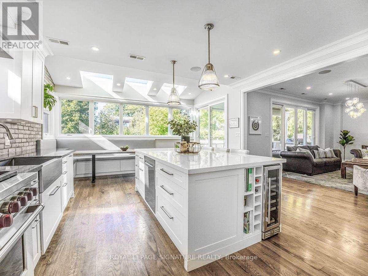 30 Broadleaf Road, Toronto, Ontario  M3B 1C2 - Photo 6 - C13742090
