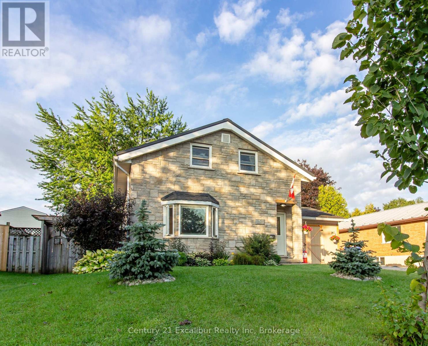 517 SHORTREED AVENUE, Centre Wellington, Ontario