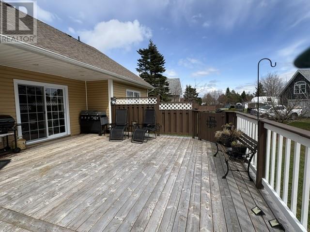 2 Crimson Avenue, Kippens — photo 10
