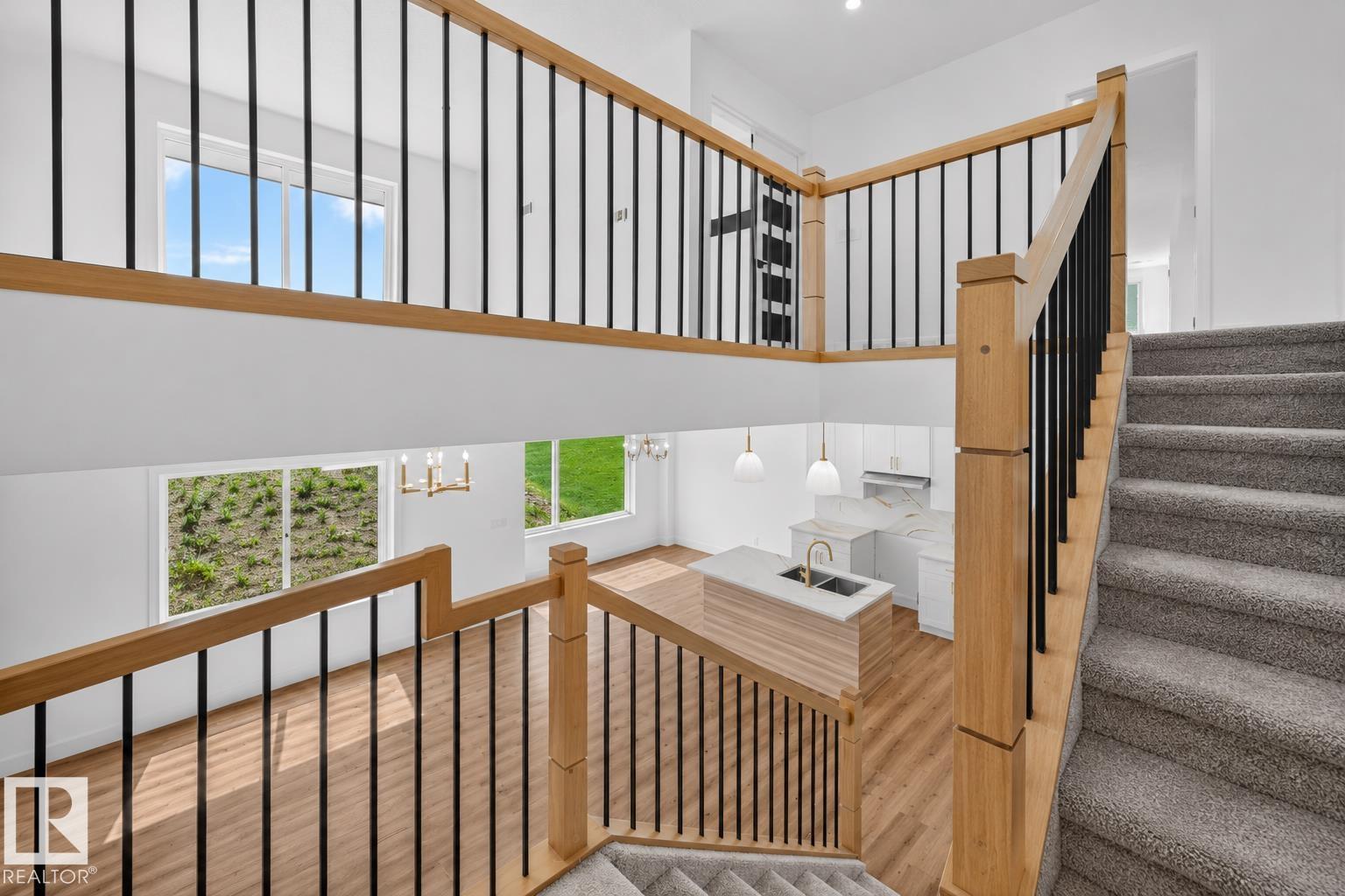 65 SILVERSTONE DR