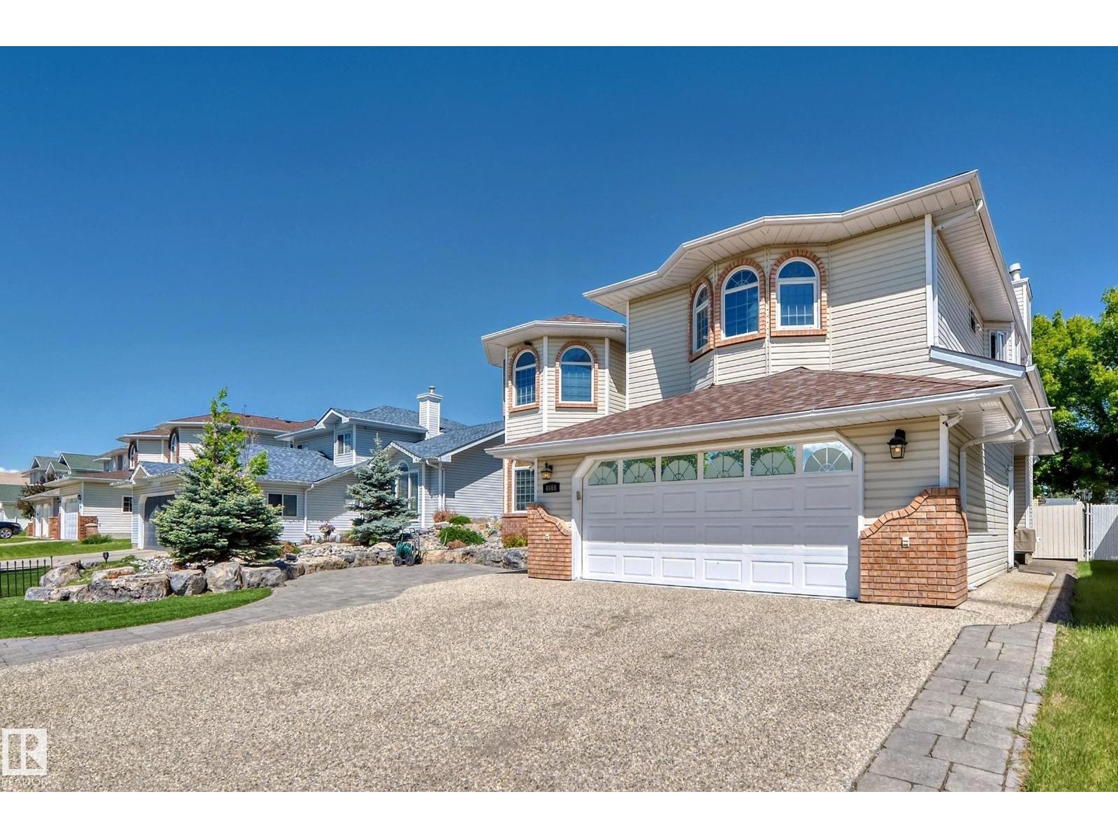 4608 43 Av Nw, Edmonton, Alberta  T6L 6L9 - Photo 3 - E4506886