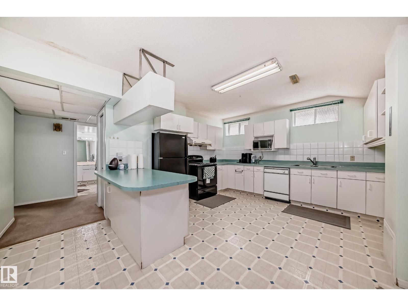4608 43 Av Nw, Edmonton, Alberta  T6L 6L9 - Photo 45 - E4506886