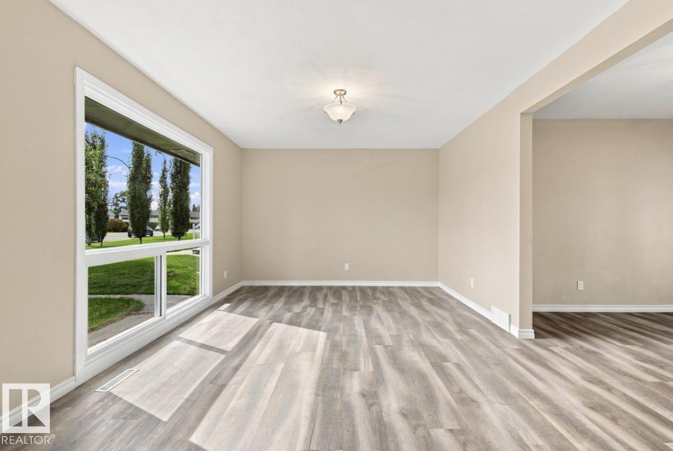 15812 110a Av NW, Edmonton, Alberta  T5P 1H7 - Photo 6 - E4506889