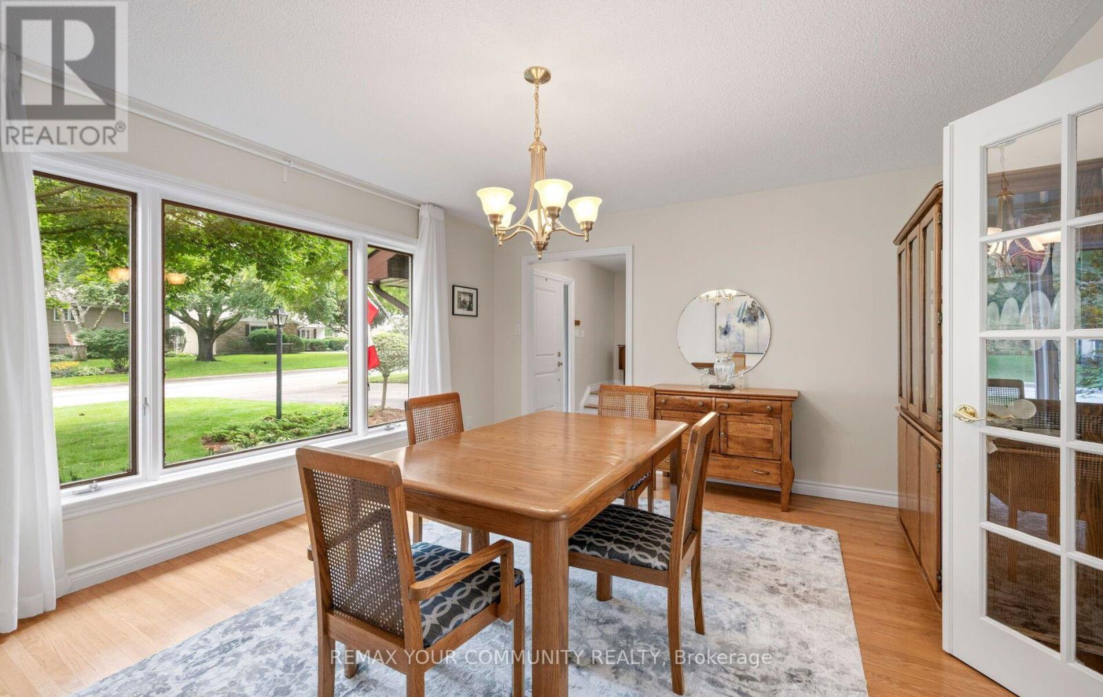 10 Glenview Drive, Aurora, Ontario  L4G 2G8 - Photo 16 - N13741898