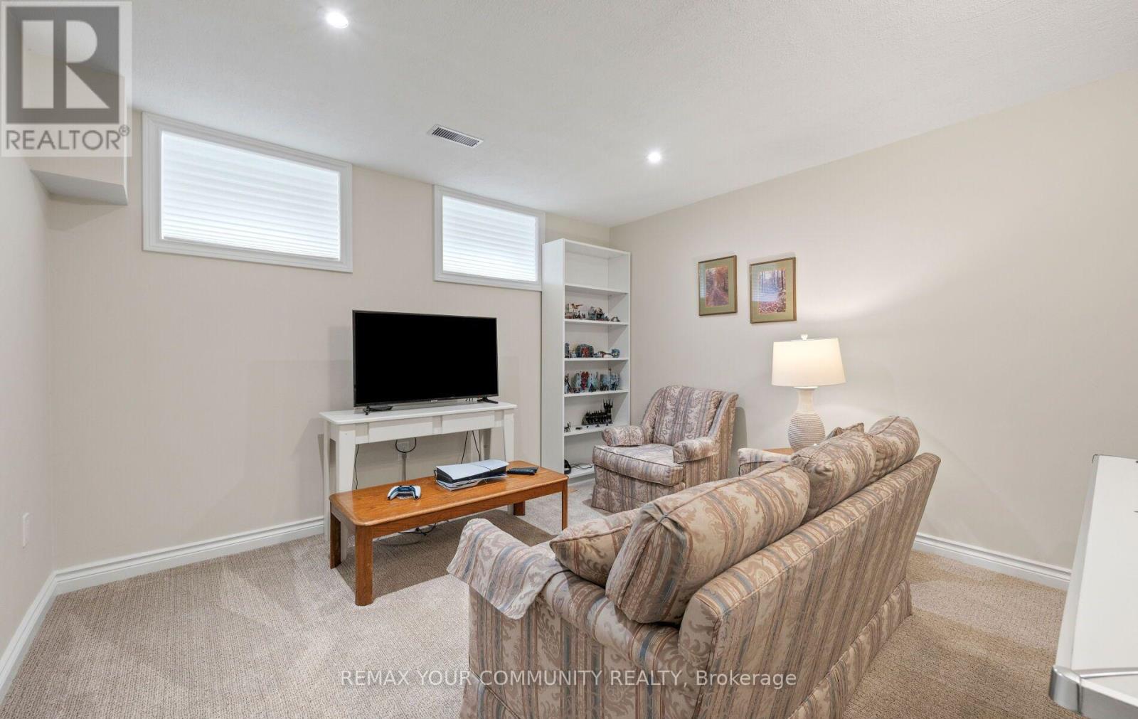 10 Glenview Drive, Aurora, Ontario  L4G 2G8 - Photo 24 - N13741898