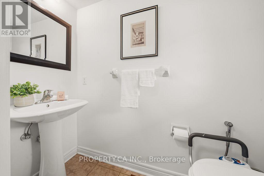 56 Goode Street, Richmond Hill, Ontario L4S 2S2 - Photo 3 - N13741908