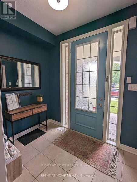 95 Collier Crescent, Essa (Angus), Ontario  L0M 1B5 - Photo 4 - N13741954