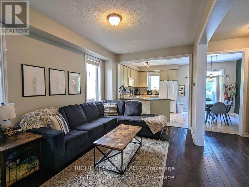 95 Collier Crescent, Essa (Angus), Ontario  L0M 1B5 - Photo 6 - N13741954