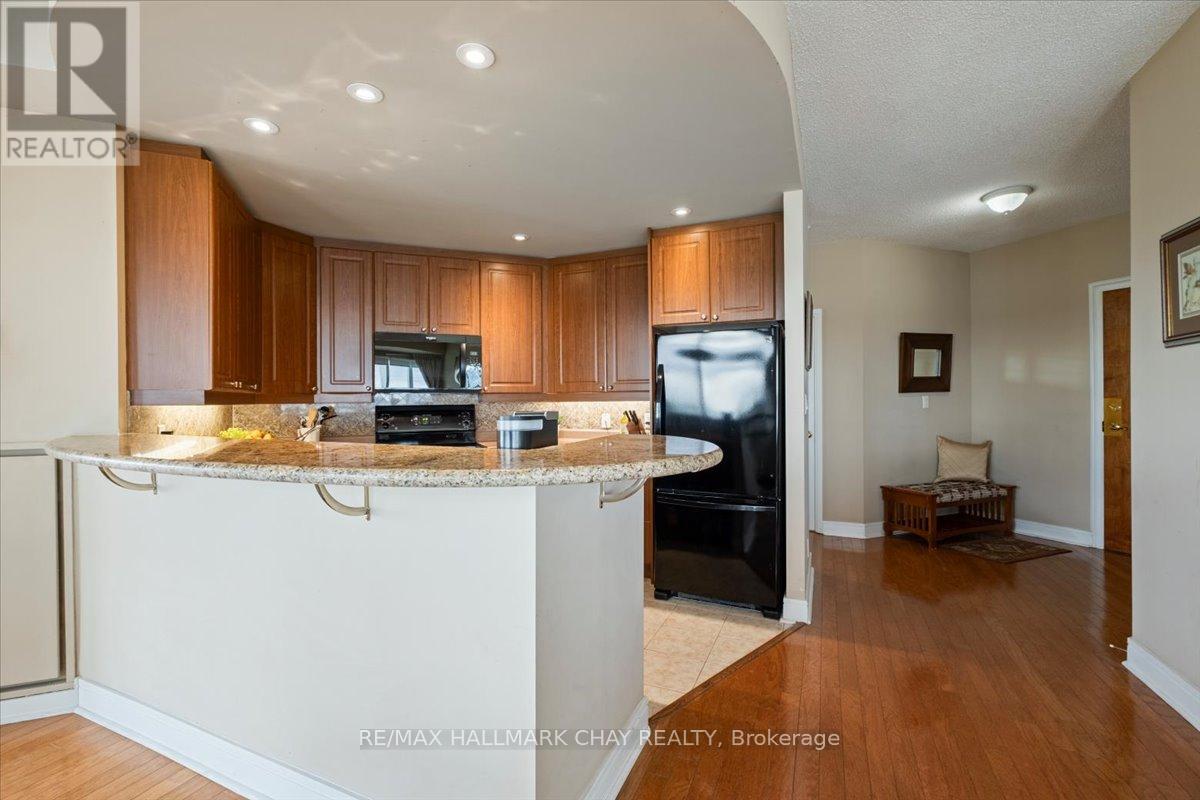 1411 - 2 Toronto Street, Barrie (City Centre), Ontario  L4N 9R2 - Photo 16 - S13741932