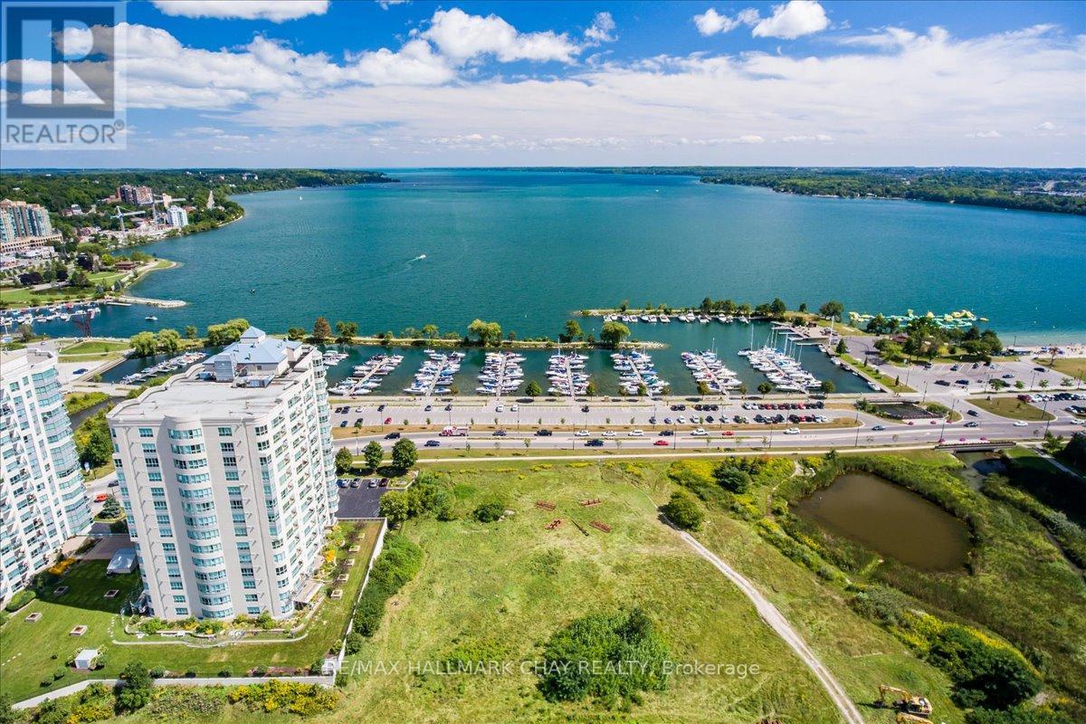 1411 - 2 Toronto Street, Barrie (City Centre), Ontario  L4N 9R2 - Photo 4 - S13741932