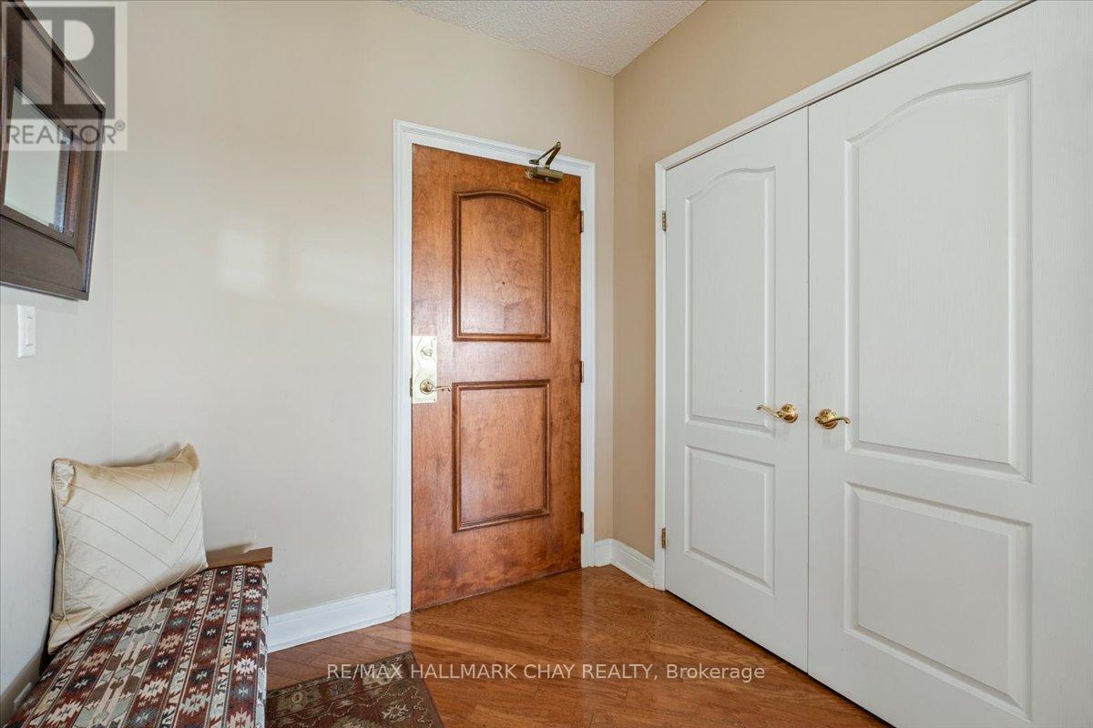 1411 - 2 Toronto Street, Barrie (City Centre), Ontario  L4N 9R2 - Photo 8 - S13741932