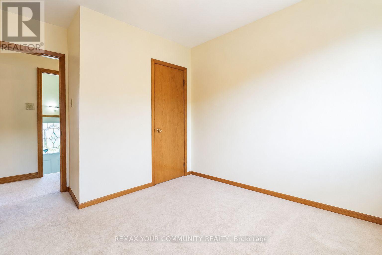 (Main Floor) - 212 Grove Street E, Barrie (Wellington), Ontario  L4M 2P9 - Photo 11 - S13742076