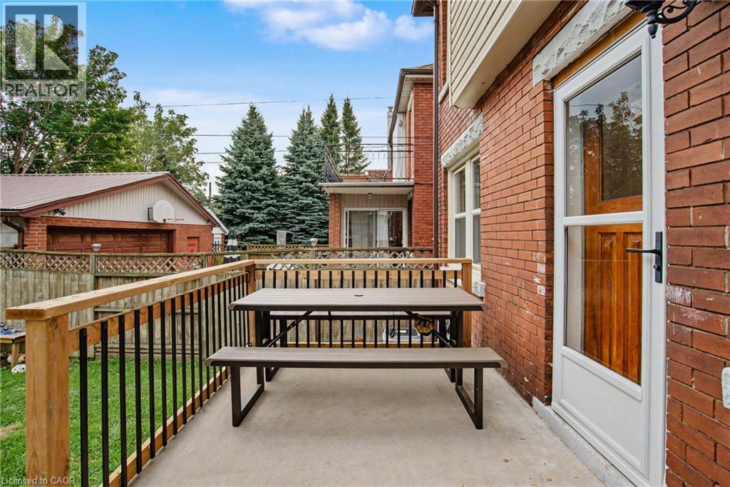 72 Garside Avenue N, Hamilton, Ontario  L8H 4W3 - Photo 47 - 40860352