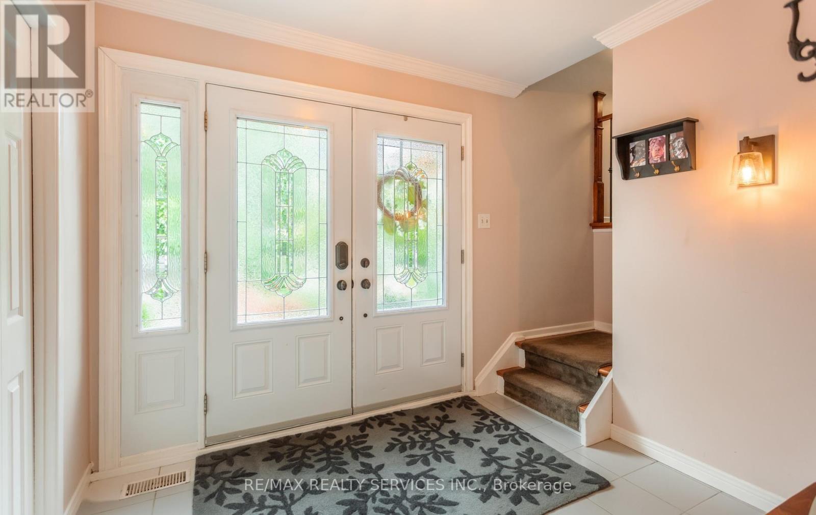 193 Elizabeth Street S, Brampton, Ontario  L6Y 1R9 - Photo 4 - W13741916