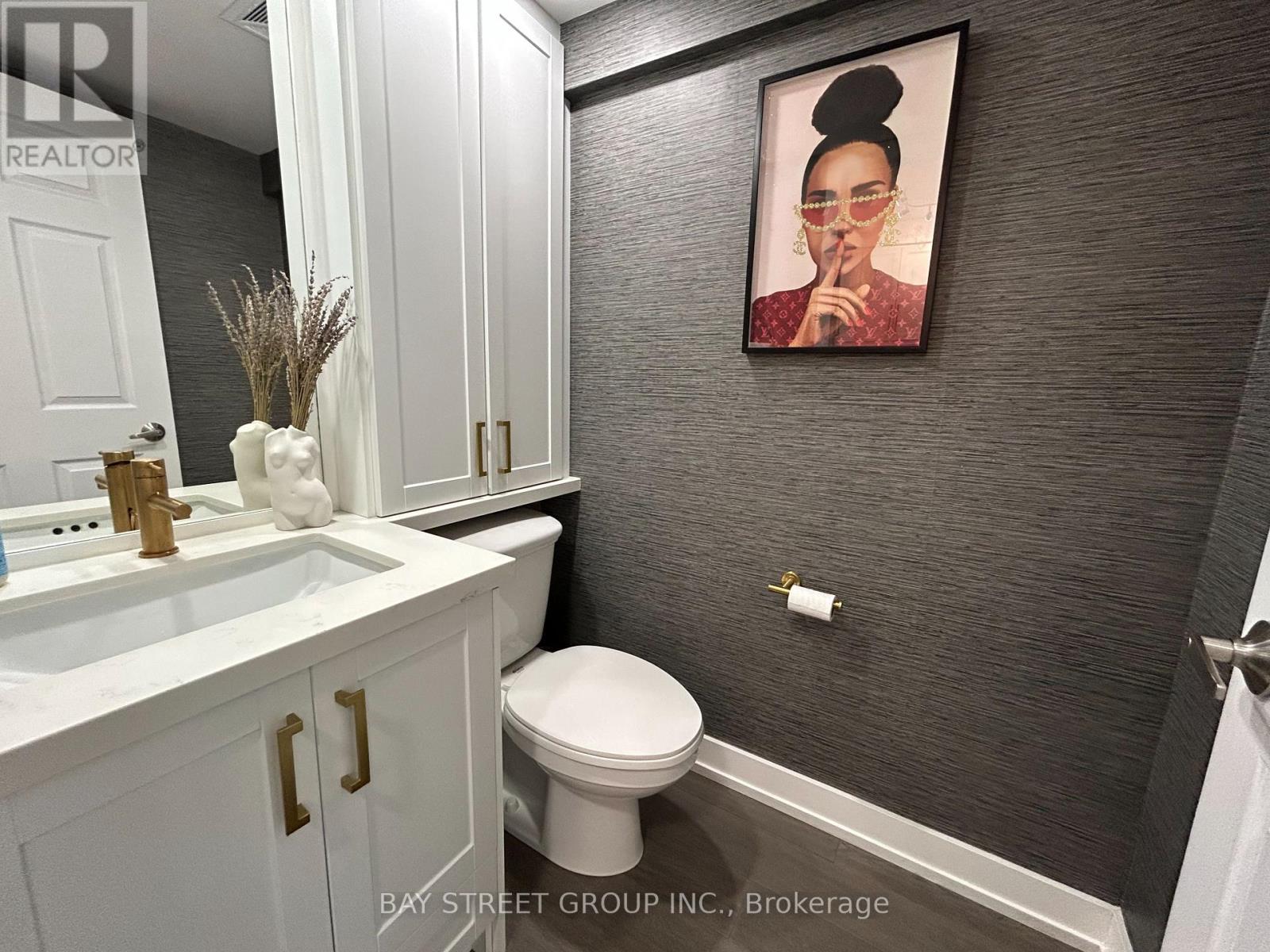 609 - 223 Webb Drive, Mississauga (City Centre), Ontario  L5B 0E1 - Photo 12 - W13741960