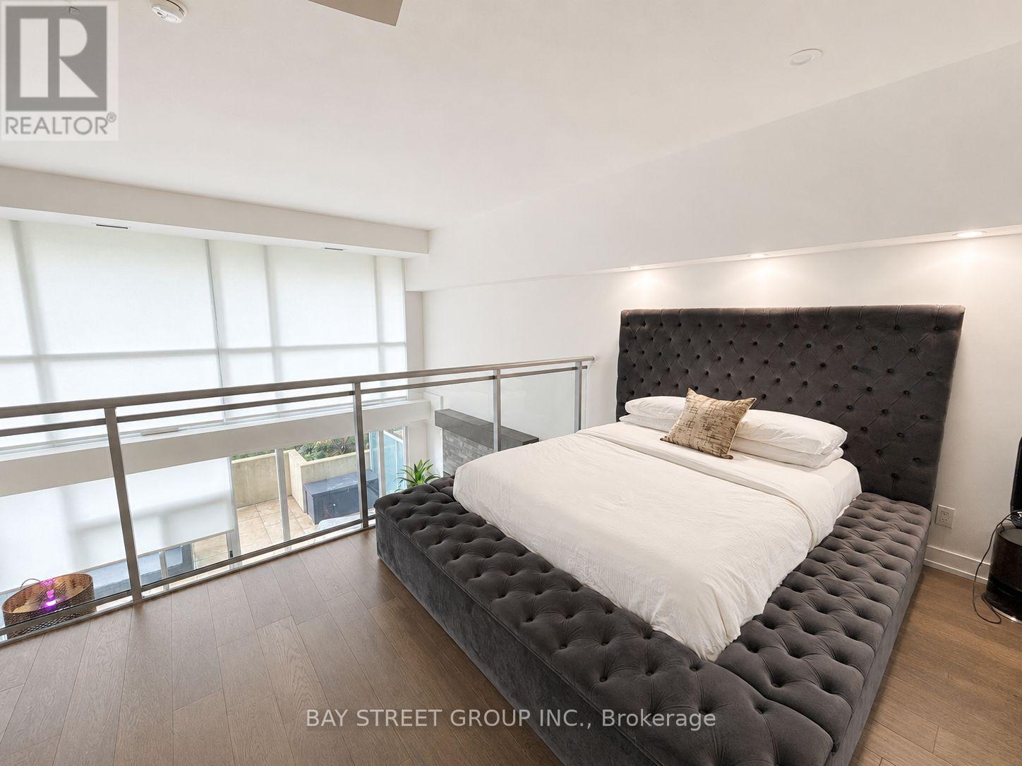 609 - 223 Webb Drive, Mississauga (City Centre), Ontario  L5B 0E1 - Photo 13 - W13741960