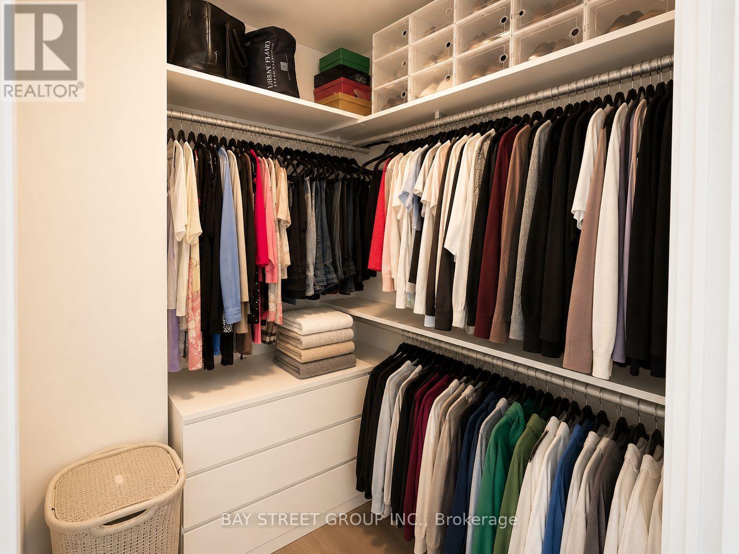 609 - 223 Webb Drive, Mississauga (City Centre), Ontario  L5B 0E1 - Photo 16 - W13741960