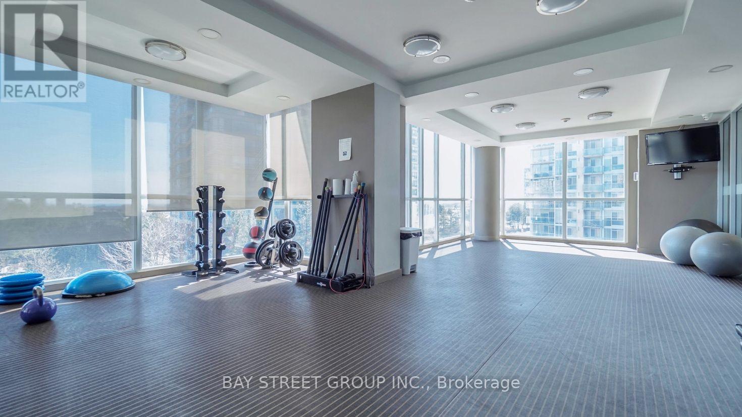 609 - 223 Webb Drive, Mississauga (City Centre), Ontario  L5B 0E1 - Photo 22 - W13741960