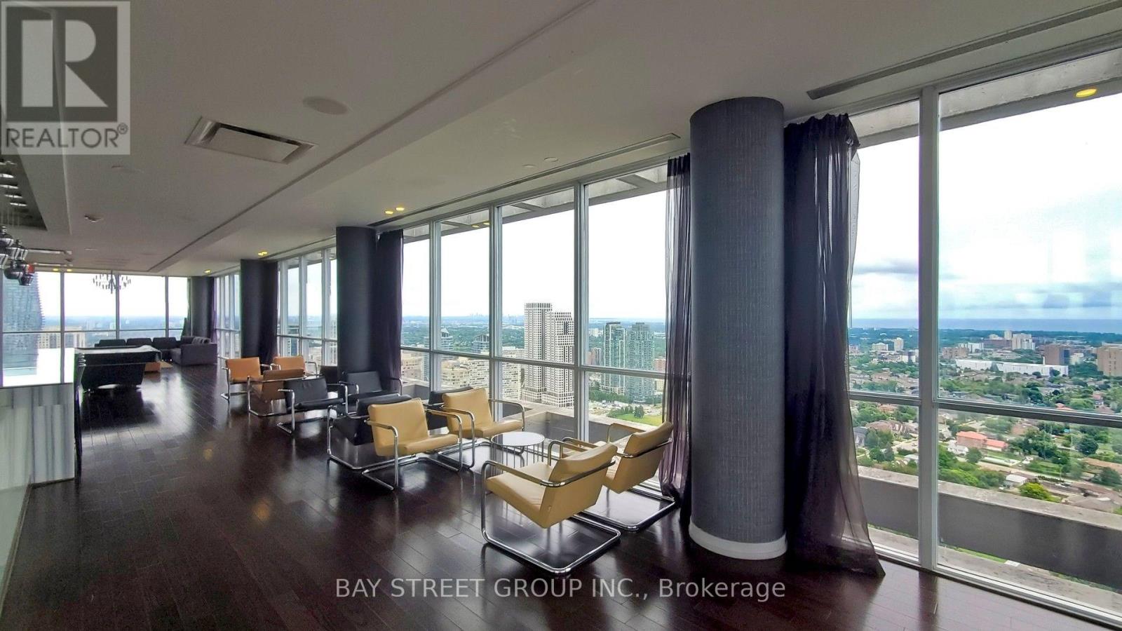 609 - 223 Webb Drive, Mississauga (City Centre), Ontario  L5B 0E1 - Photo 26 - W13741960