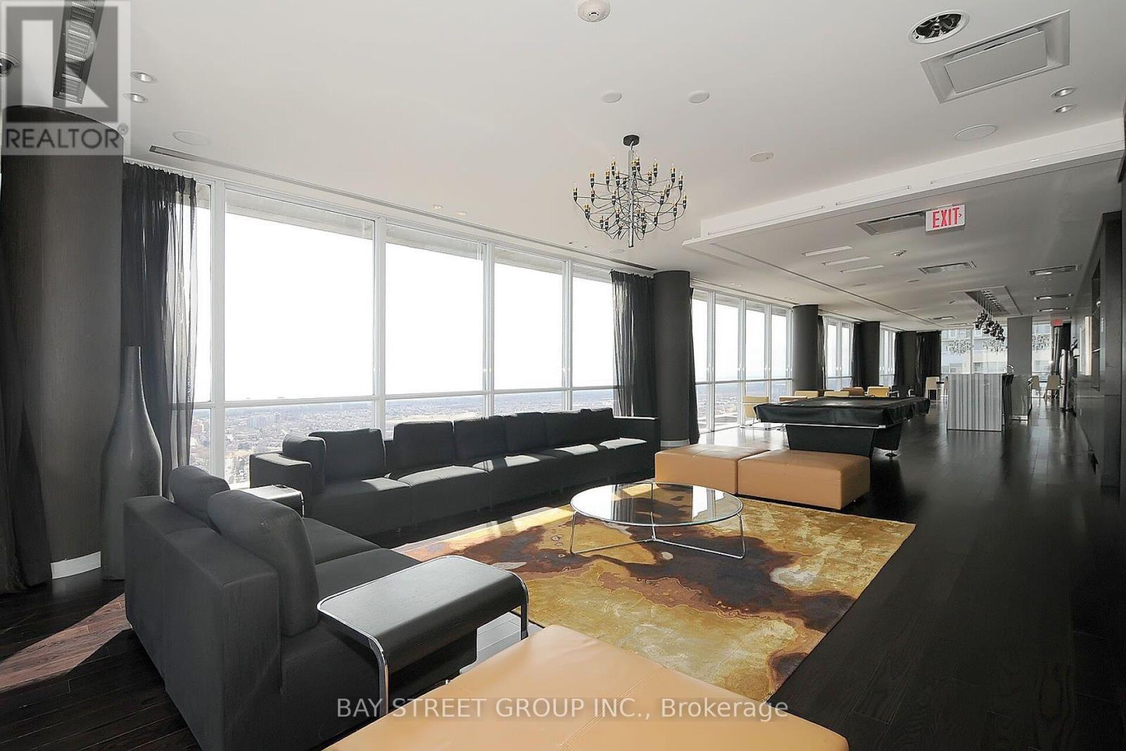609 - 223 Webb Drive, Mississauga (City Centre), Ontario  L5B 0E1 - Photo 27 - W13741960