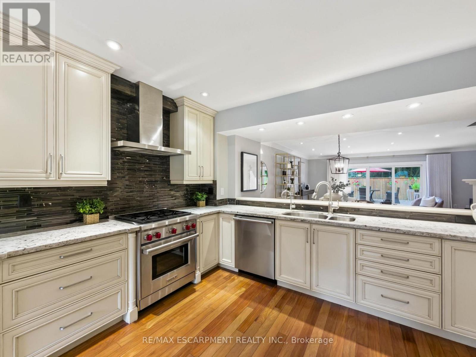 45 Tradewind Drive, Oakville, Ontario  L6L 6K9 - Photo 12 - W13741964