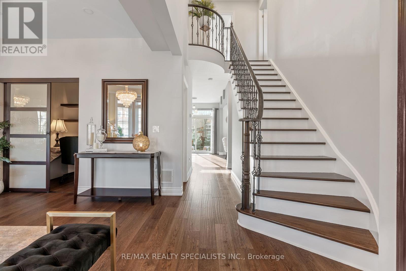 174 Milkweed Way, Oakville, Ontario  L6L 0A4 - Photo 6 - W13742002