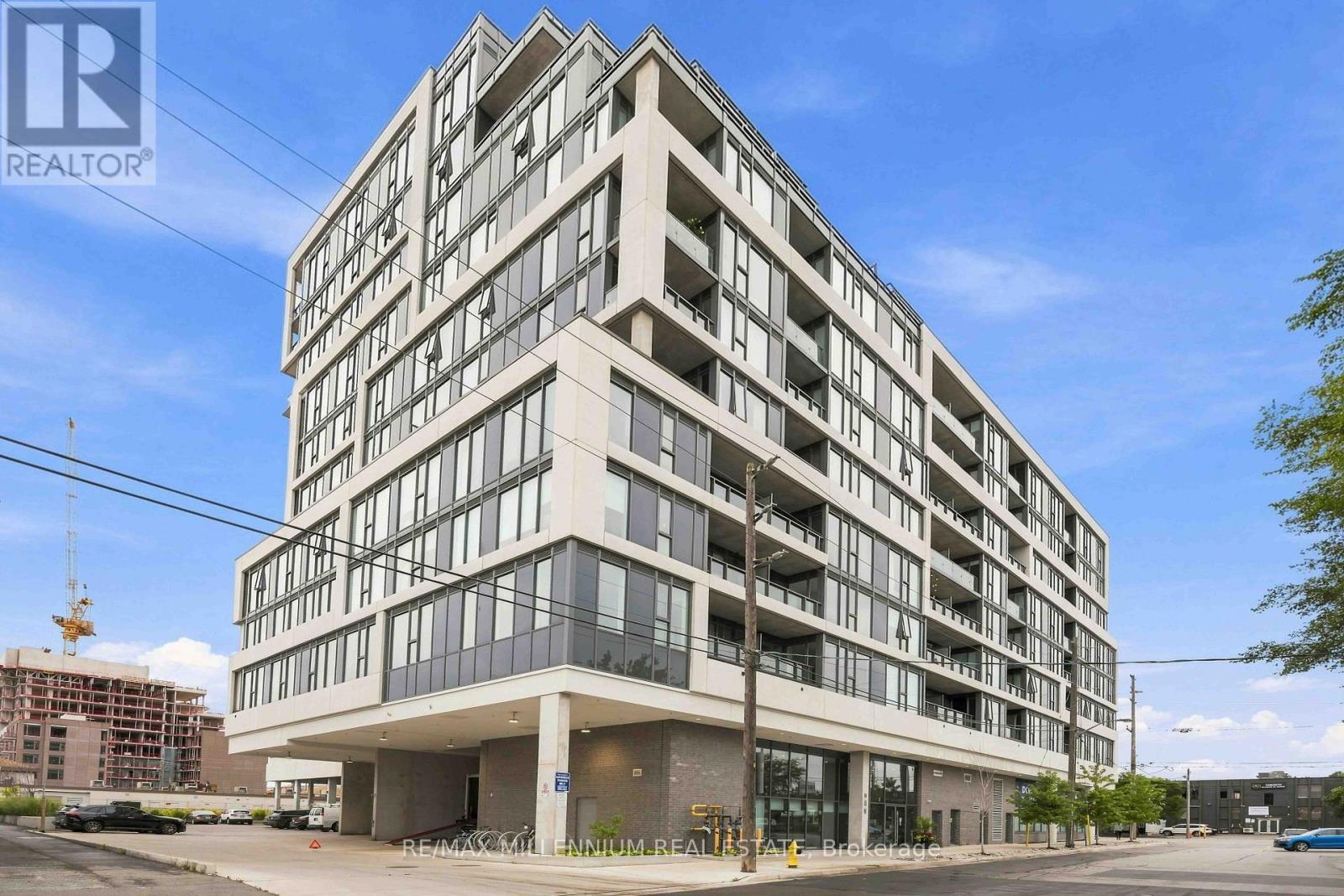 217 - 859 The Queensway, Toronto, Ontario  M8Z 1N8 - Photo 1 - W13742086