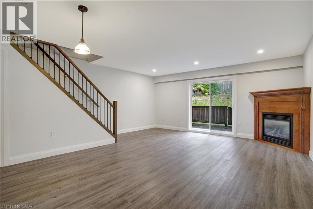 162 Jansen Avenue Unit# 25, Kitchener, Ontario  N2A 2L7 - Photo 4 - 40860392