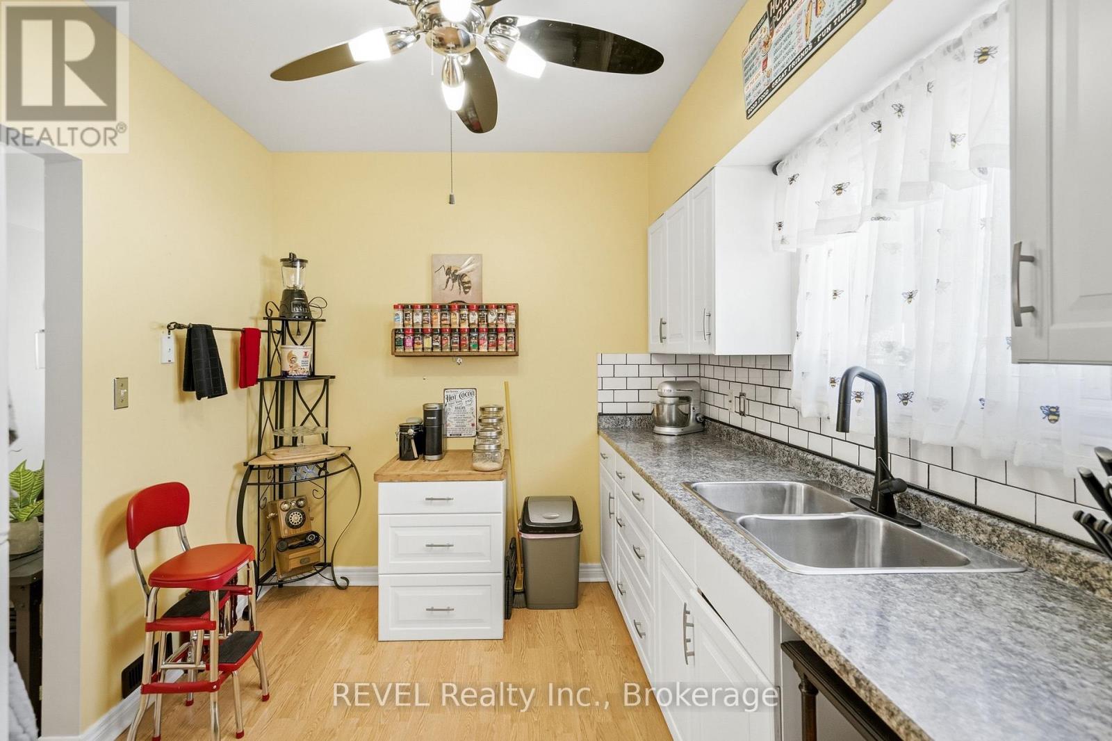 9 Cambridge Avenue, St. Catharines, Ontario  L2P 1W6 - Photo 13 - X13622976