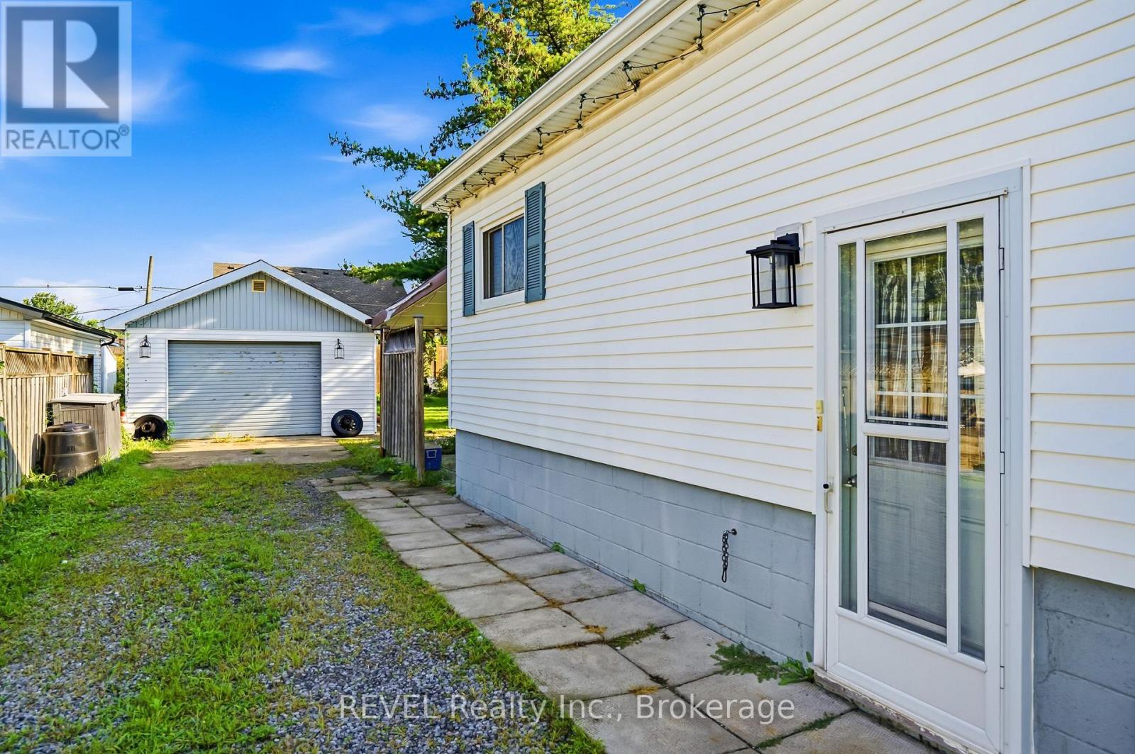 9 Cambridge Avenue, St. Catharines, Ontario  L2P 1W6 - Photo 24 - X13622976