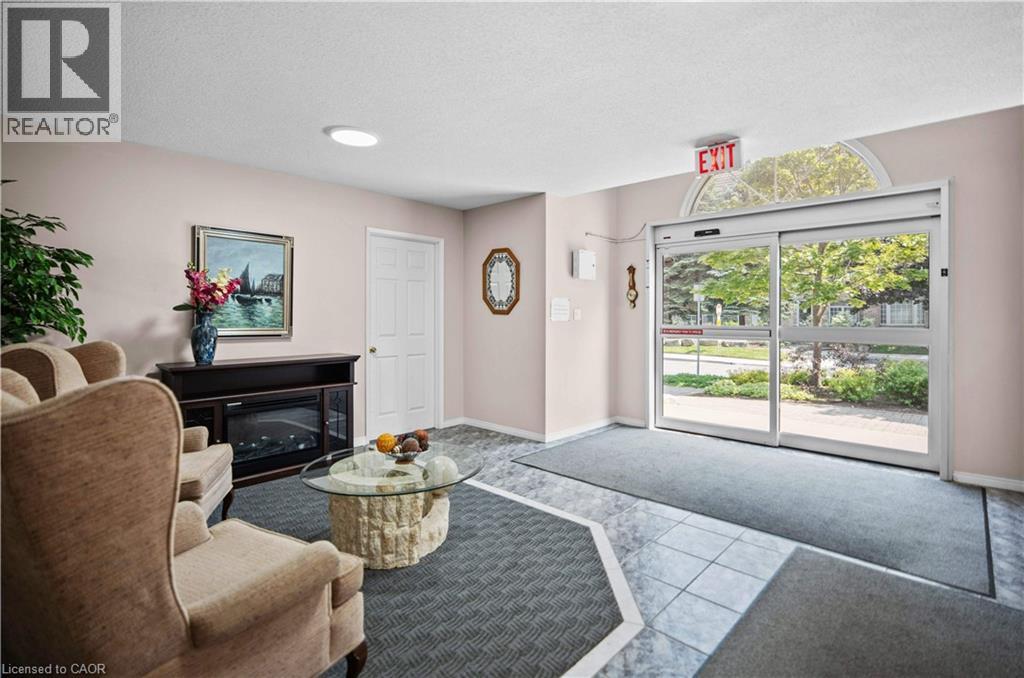 216 Plains Road W Unit# B404, Burlington, Ontario  L7T 1G2 - Photo 26 - 40858564