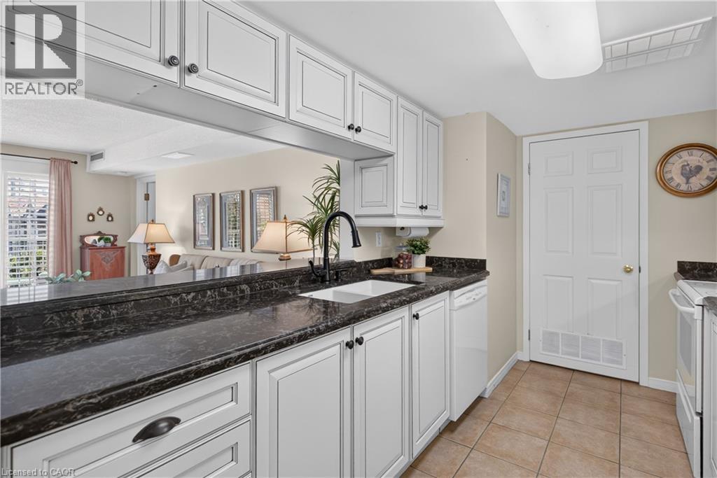216 Plains Road W Unit# B404, Burlington, Ontario  L7T 1G2 - Photo 7 - 40858564