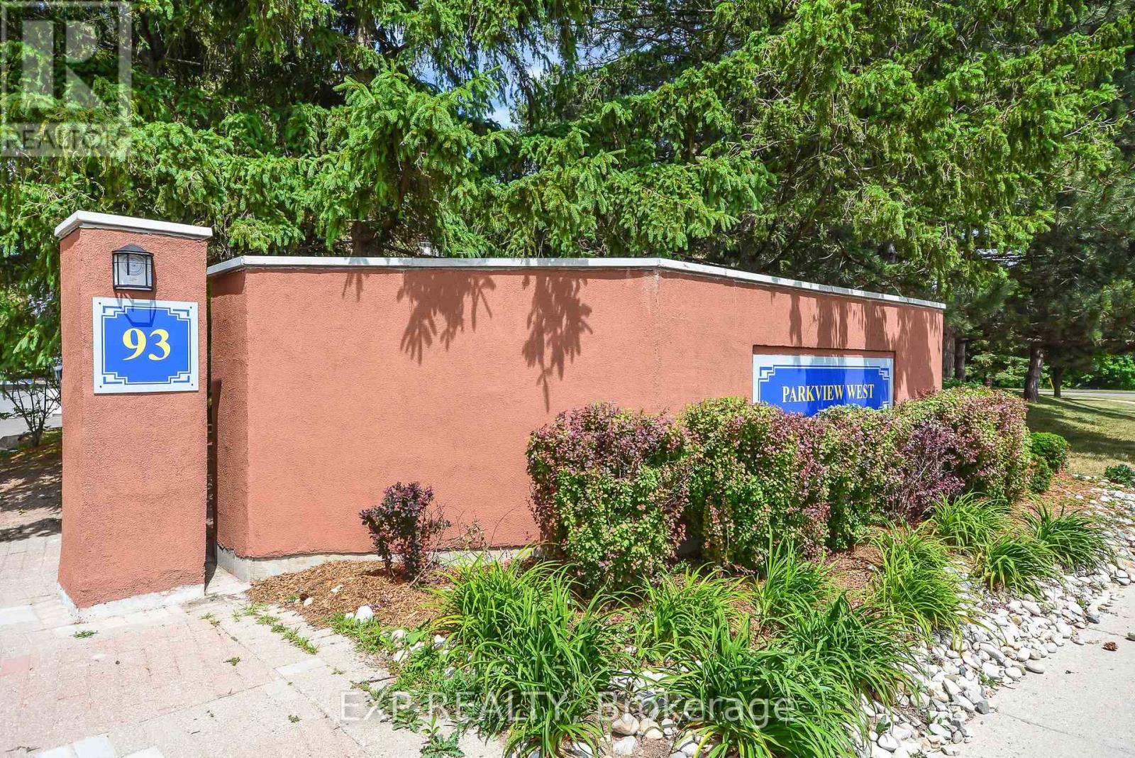 301 - 93 WESTWOOD ROAD, Guelph, Ontario