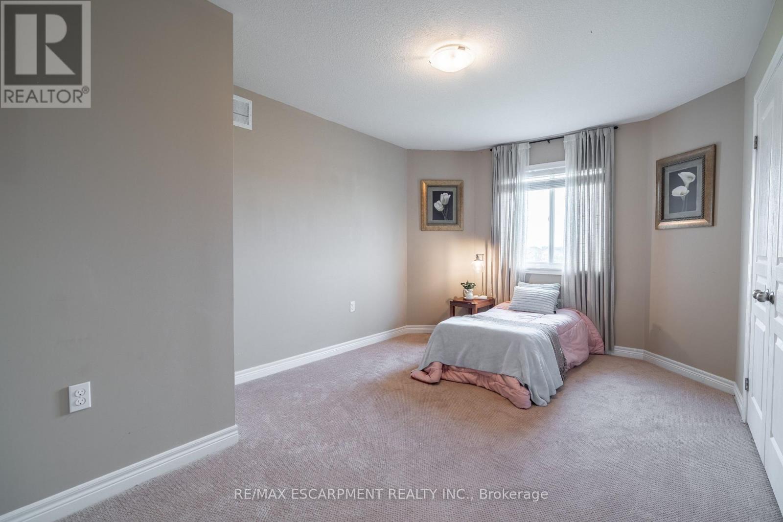 51 Showcase Drive, Hamilton, Ontario  L0R 1P0 - Photo 21 - X13741896