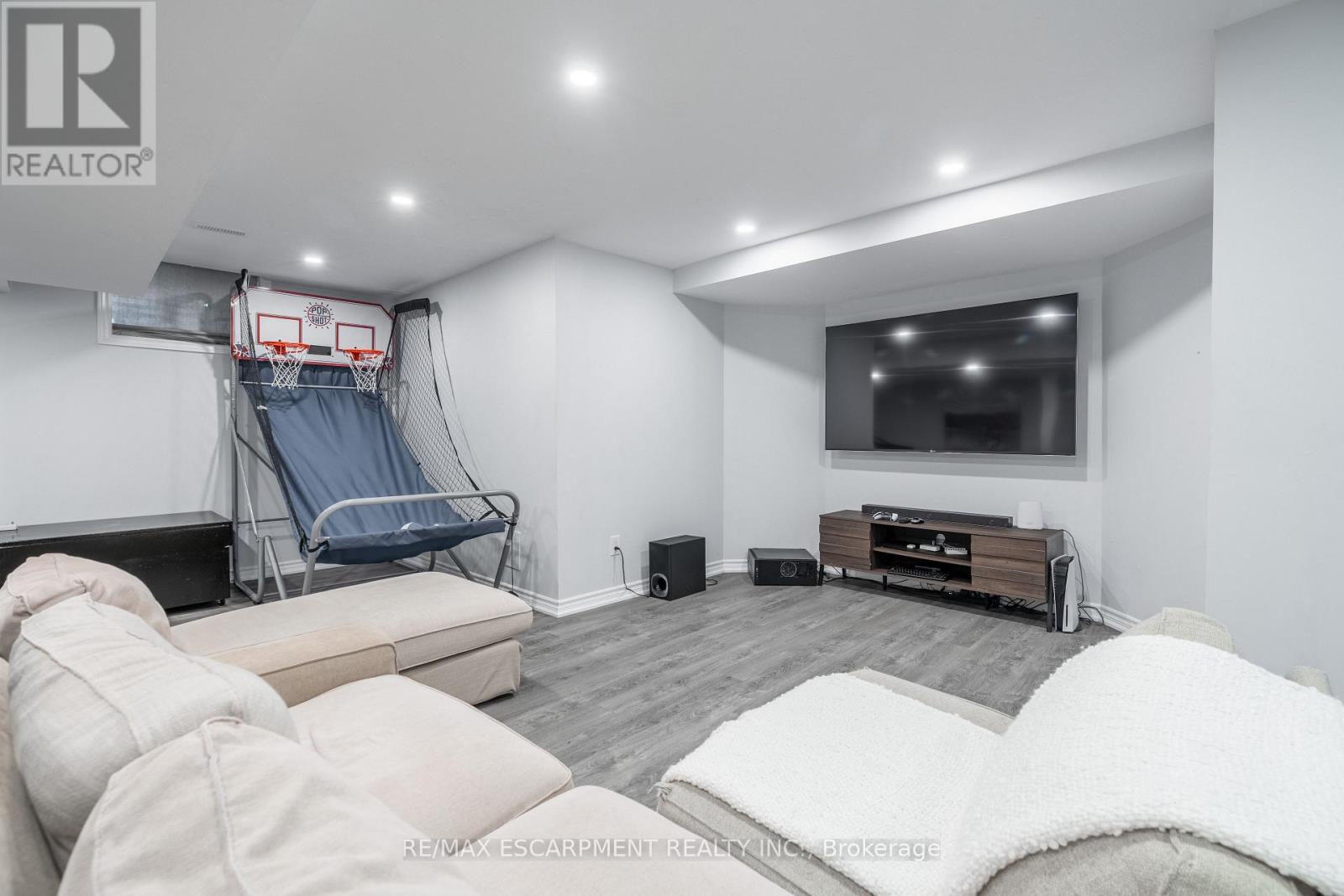 51 Showcase Drive, Hamilton, Ontario  L0R 1P0 - Photo 24 - X13741896
