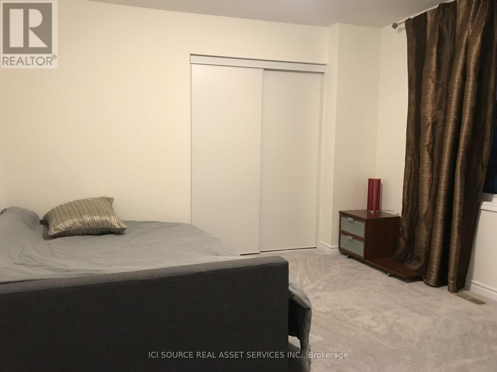 195 Seabrook Drive, Kitchener, Ontario  N2R 0E7 - Photo 8 - X13741910