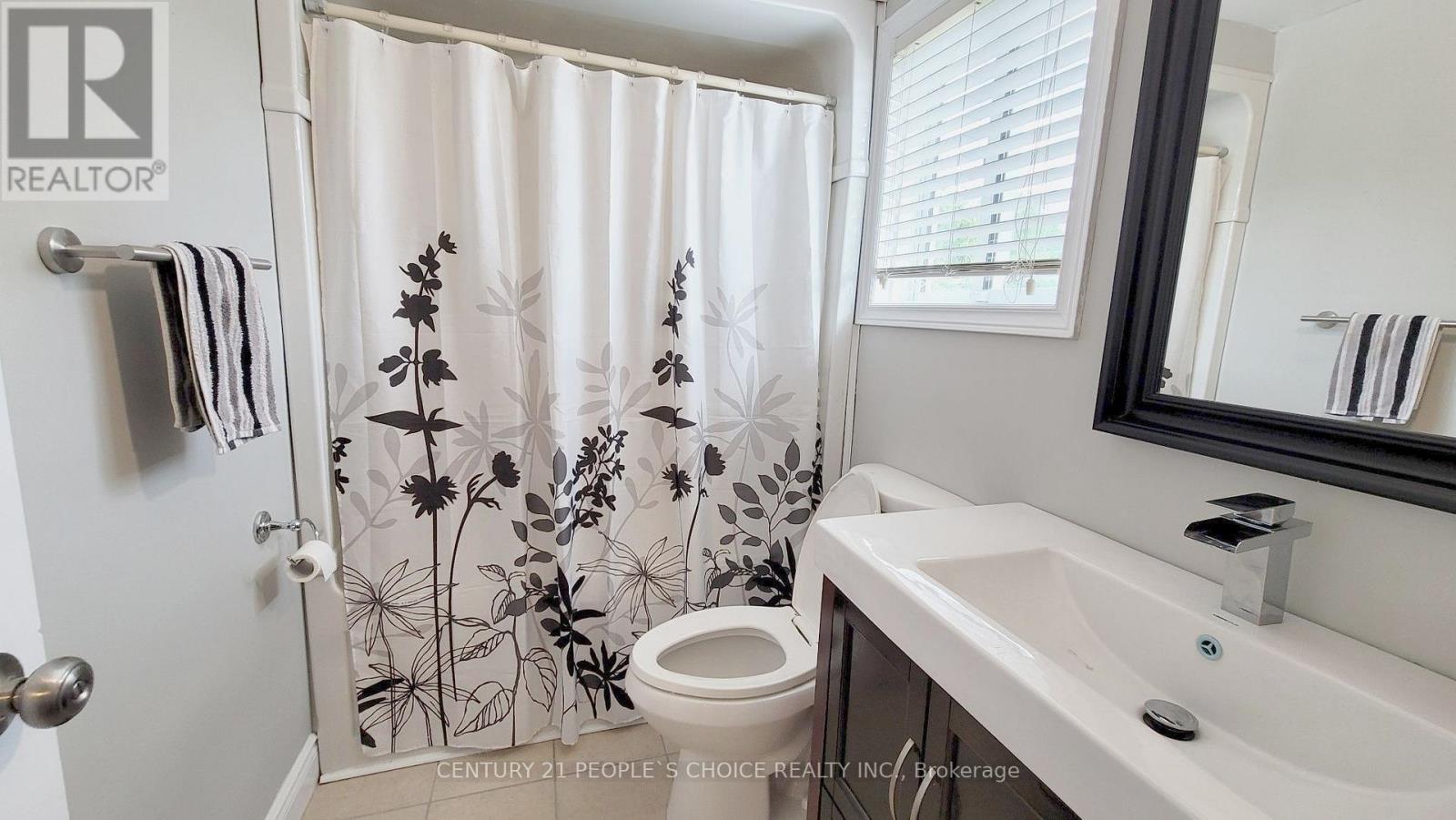 B - 620 Settlersfield Court, Waterloo, Ontario  N2T 2K7 - Photo 28 - X13741966
