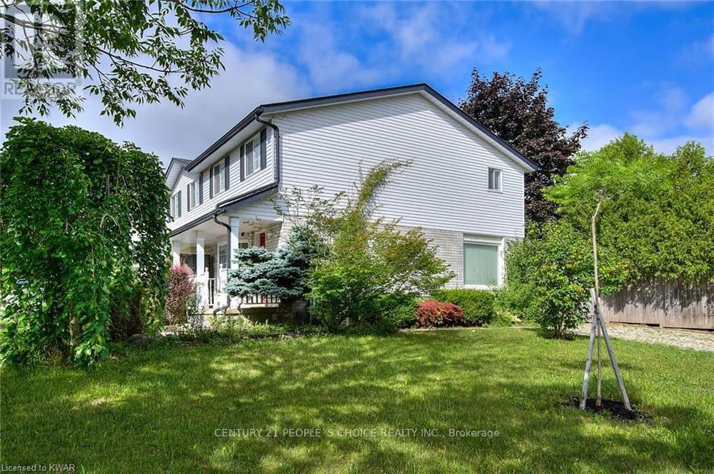 B - 620 Settlersfield Court, Waterloo, Ontario  N2T 2K7 - Photo 5 - X13741966