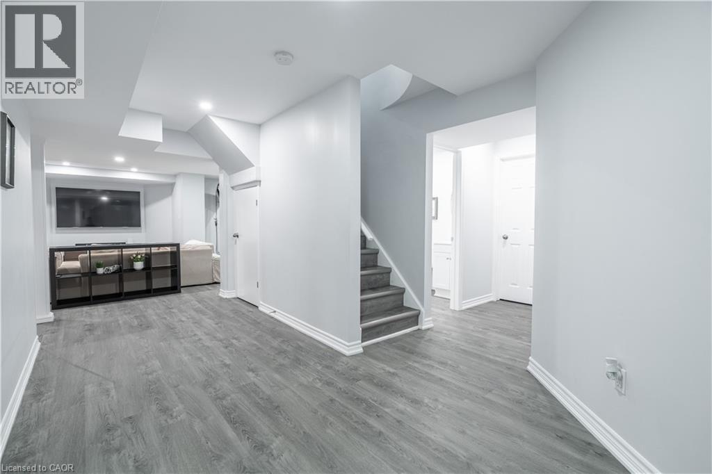 51 Showcase Drive, Hamilton, Ontario  L0R 1P0 - Photo 23 - 40860380