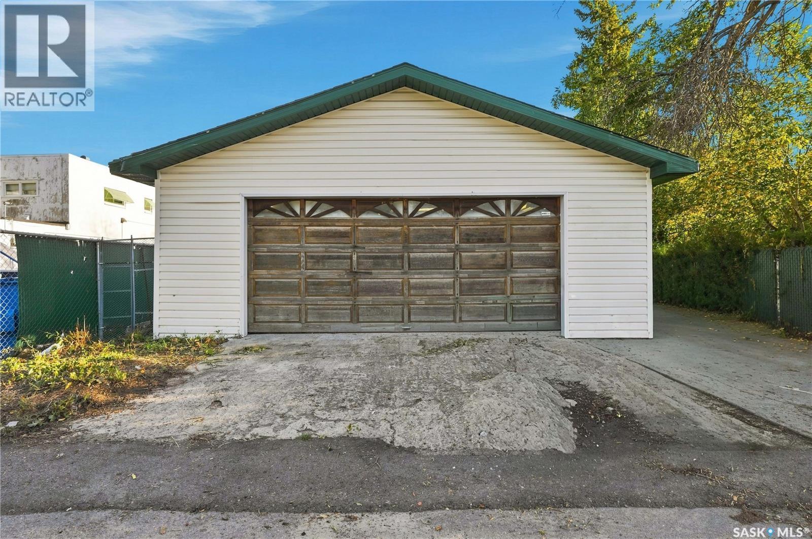 4920 Dewdney Avenue, Regina, Saskatchewan  S4T 1B8 - Photo 38 - SK047450