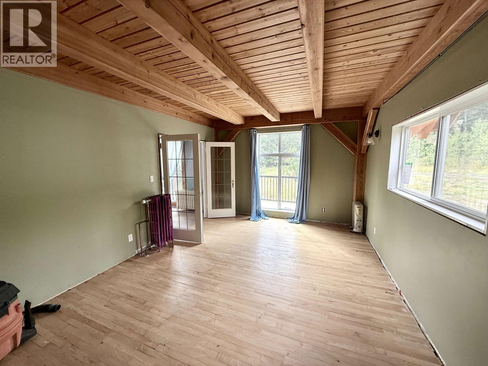 6995 Colgan Road, 100 Mile House, British Columbia  V0K 1X1 - Photo 11 - R3161325